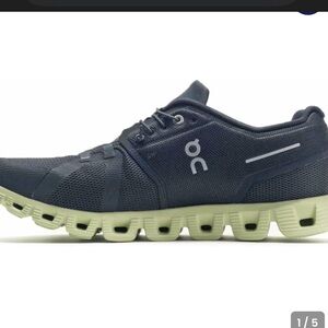 Cloud 5 Running Shoe (Men)
On black with greenish  souls size 12.5 in EUC